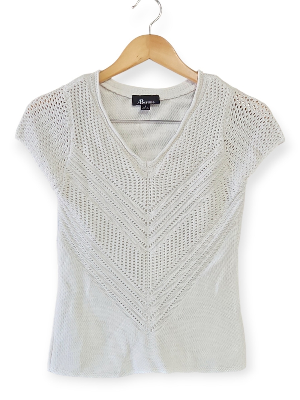 AB Studio White Open-Knit V-Neck Tank Top